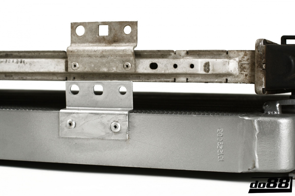 SAAB 9-3 2.8t V6 2006- Välijäähdytin