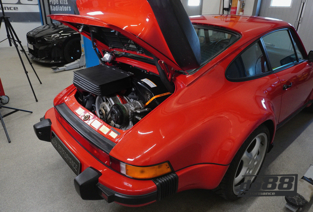 do88 Performance Välijäähdytinsarja Long-Neck, Porsche 911 Turbo (930) do88 Performance Välijäähdytinsarja Long-Neck, Porsche 911 Turbo (930)