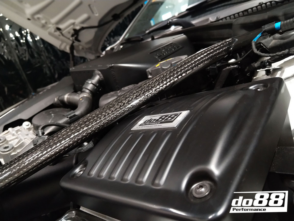 BMW F8X M2C M3 M4 Ilmanottojärjestelmä BMW F8X M2C M3 M4 Ilmanottojärjestelmä