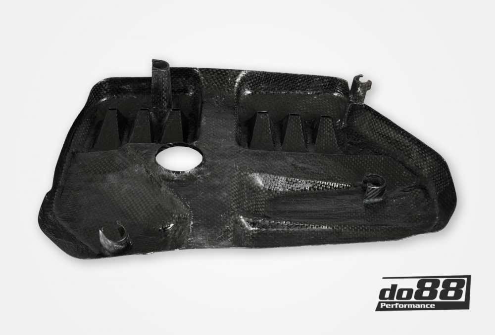 Moottorin suojakansi hiilikuidusta, BMW M2 M3 M4 (S58) Moottorin suojakansi hiilikuidusta, BMW M2 M3 M4 (S58)