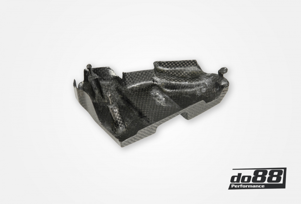 ECU suojakansi hiilikuidusta, BMW M2 M3 M4 G80 G82 G87 (S58) ECU suojakansi hiilikuidusta, BMW M2 M3 M4 G80 G82 G87 (S58)
