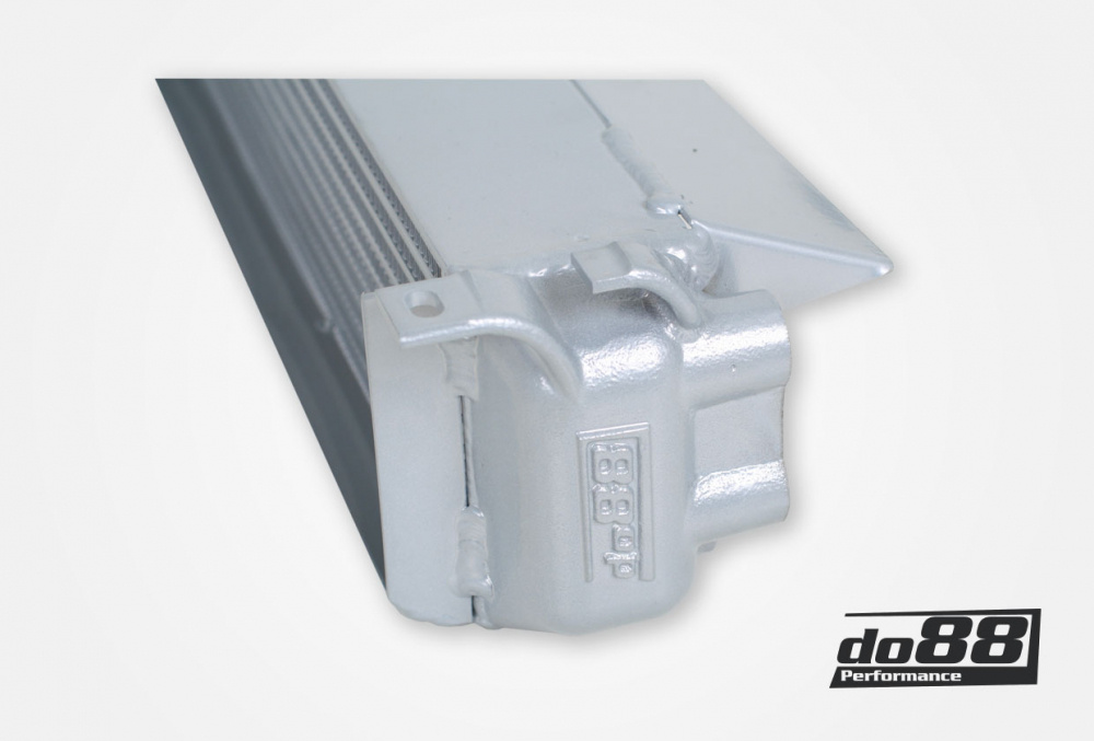 BMW M3 E46 Moottoriöljyn Jäähdytin Racing