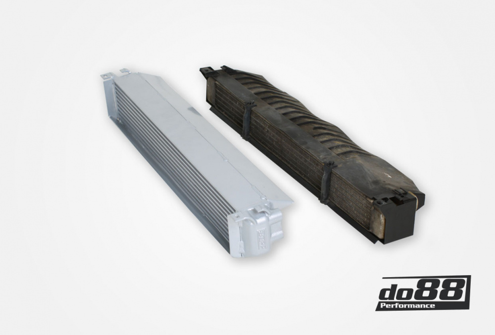 BMW M3 E46 Moottoriöljyn Jäähdytin Racing