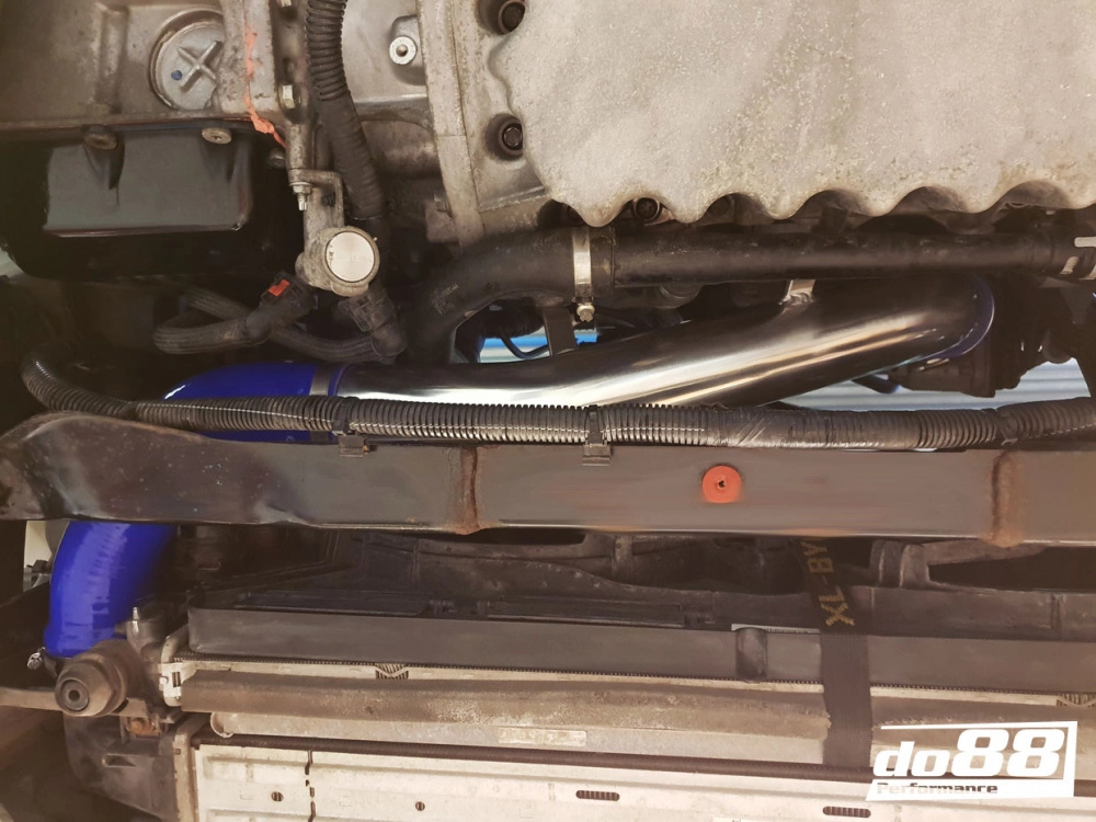Volvo S60 V60 XC60 V70 XC70 S80 3.0L T6 Ahtoputkisarja Volvo S60 V60 XC60 V70 XC70 S80 3.0L T6 Ahtoputkisarja