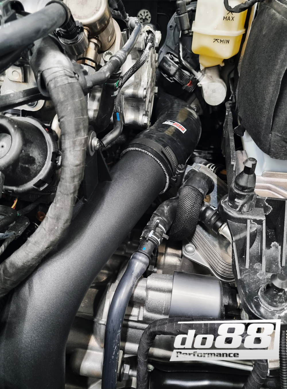 VAG 2.0 TSI EA888 Gen4 Välijäähdytin Ahtoputkisarja VAG 2.0 TSI EA888 Gen4 Välijäähdytin Ahtoputkisarja